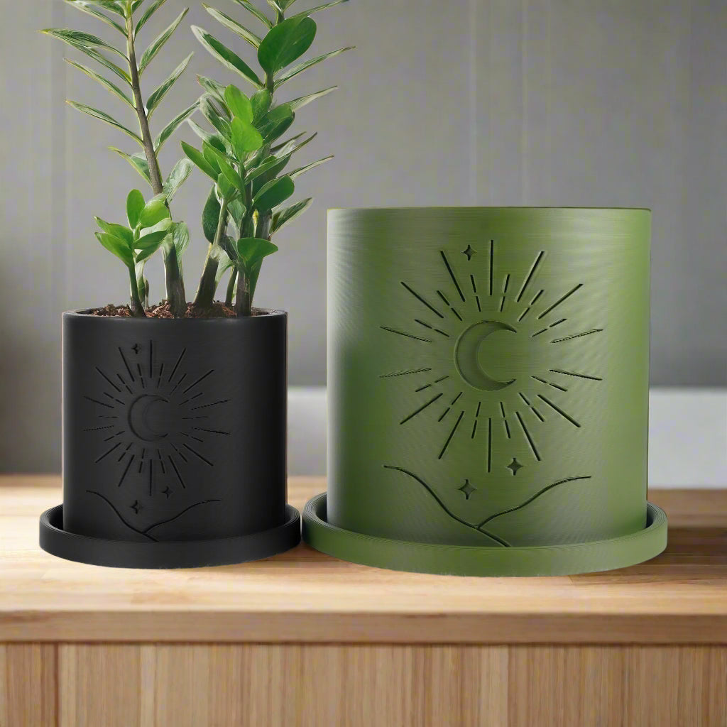 Moon Planter w/ drainage